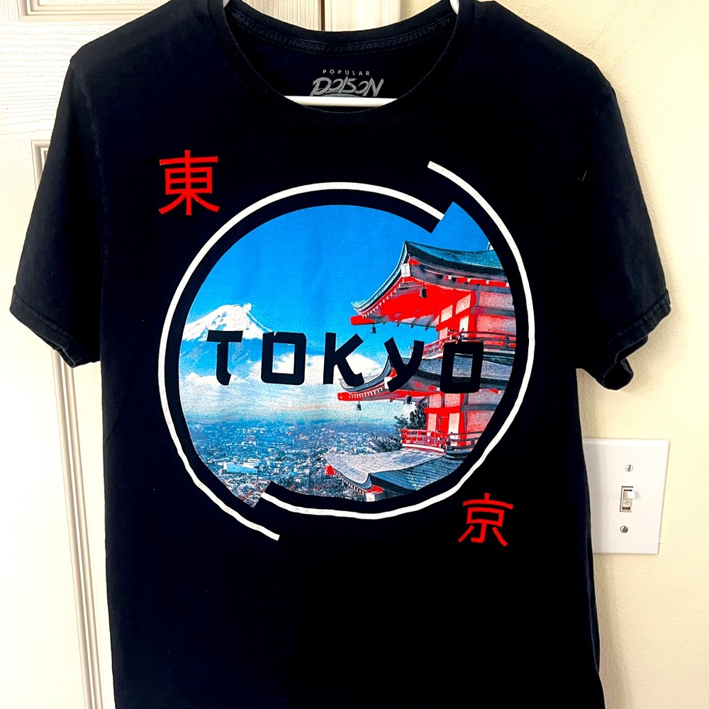 Popular Poison Tokyo Japan Black Building Landscape shirt - Medium
